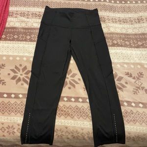 *Like New* Lululemon Fast & Free 19in Crop Reflective Tights